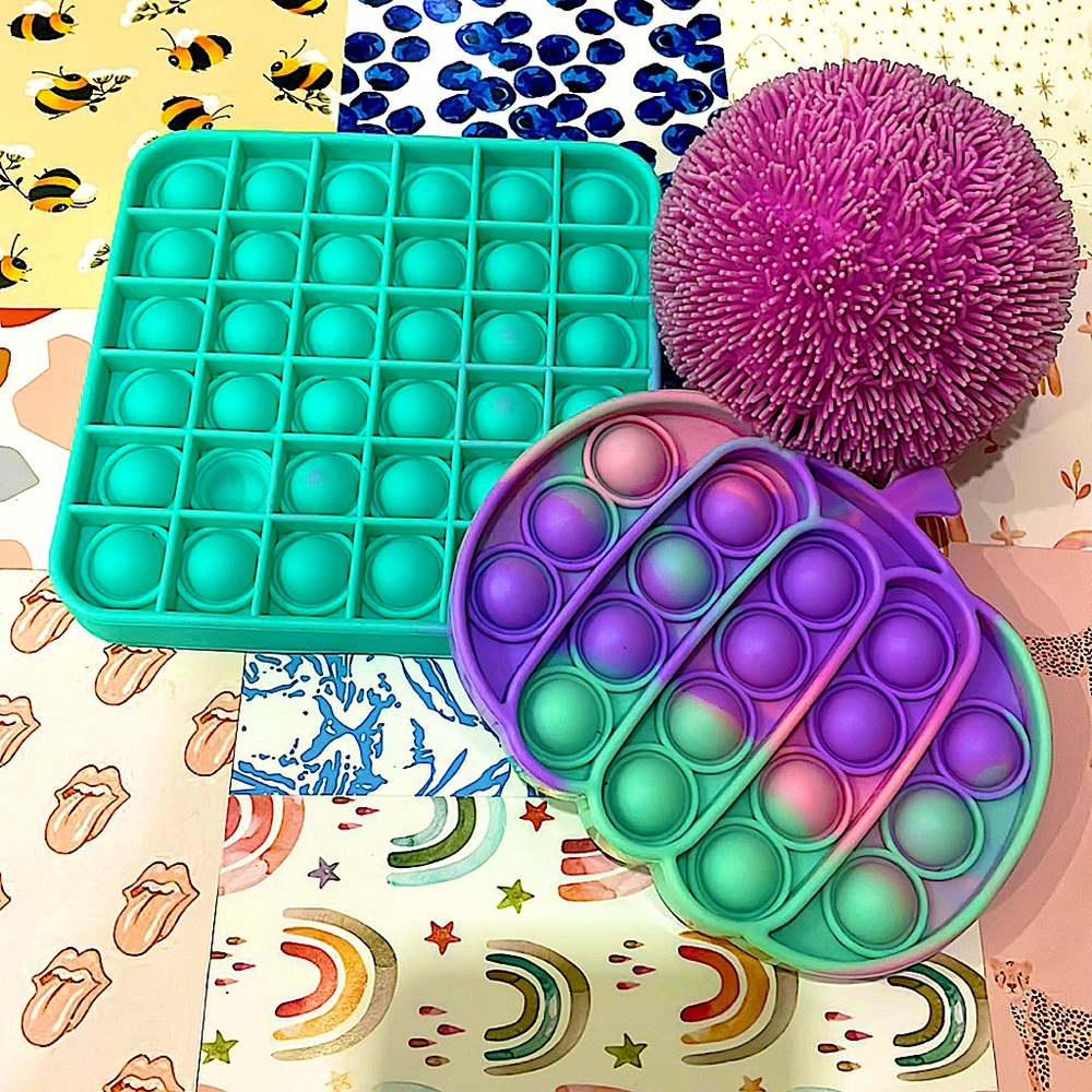 Blue and purple fidget pack